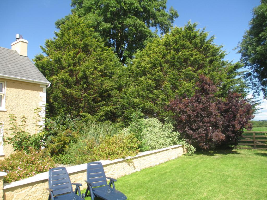 Tralia Farmhouse Self Catering Farranfore Exteriör bild