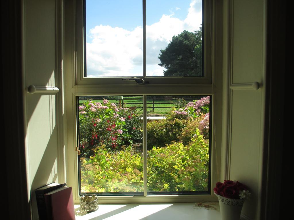 Tralia Farmhouse Self Catering Farranfore Exteriör bild